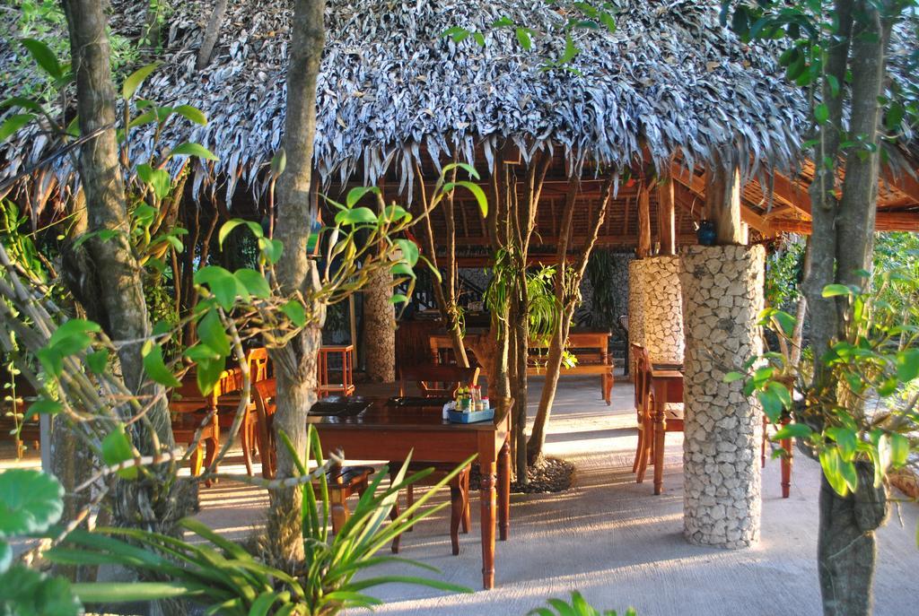 The Blue Orchid Resort Moalboal Exterior photo